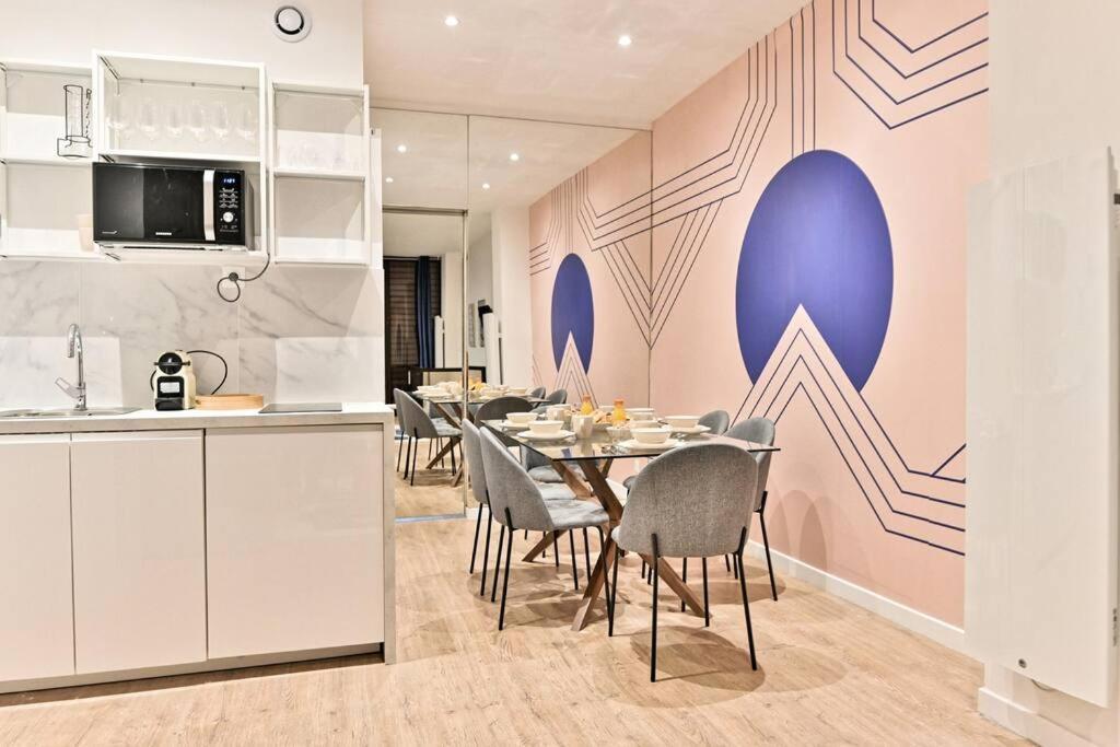 Appartement Central Proche Atelier Des Lumieres Paris Luaran gambar